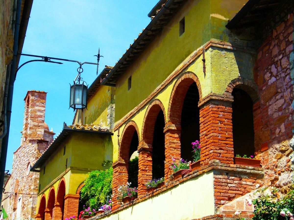B&B Il Glicine Montefollonico Extérieur photo